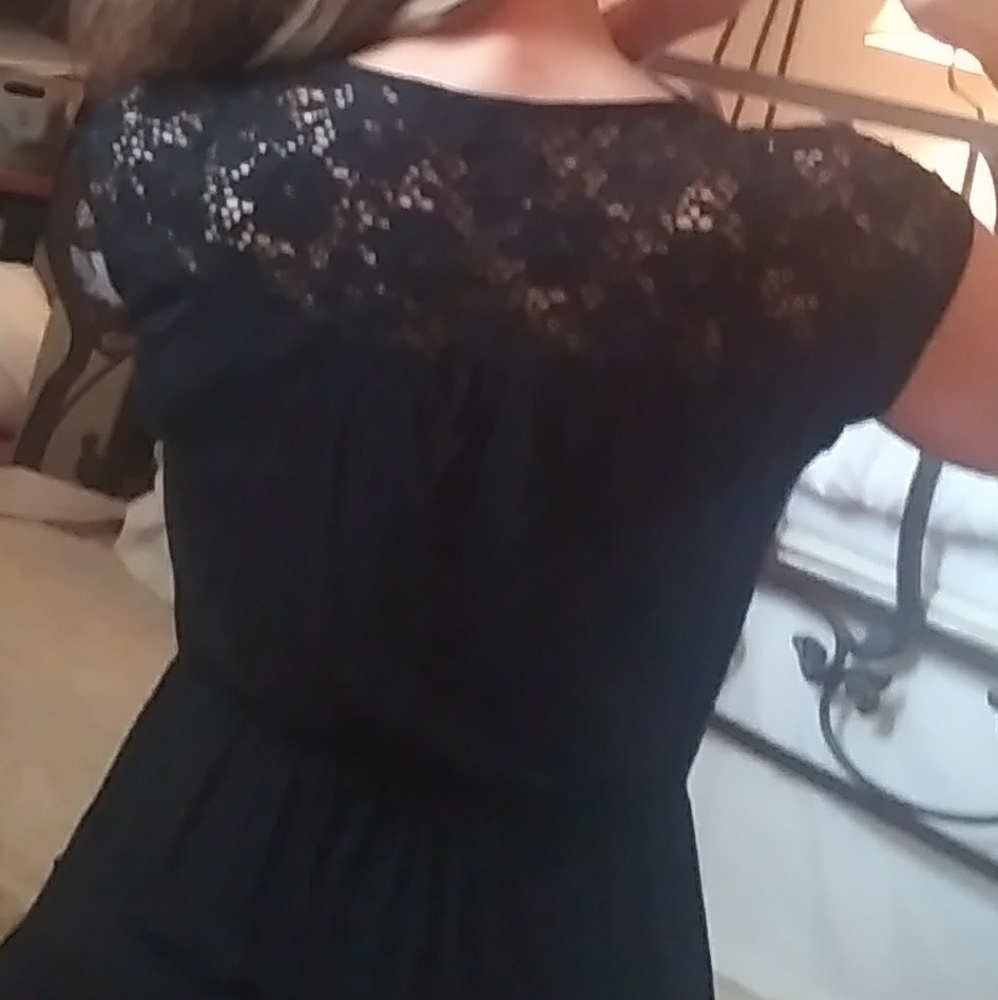Dress - Picture 3 of 3